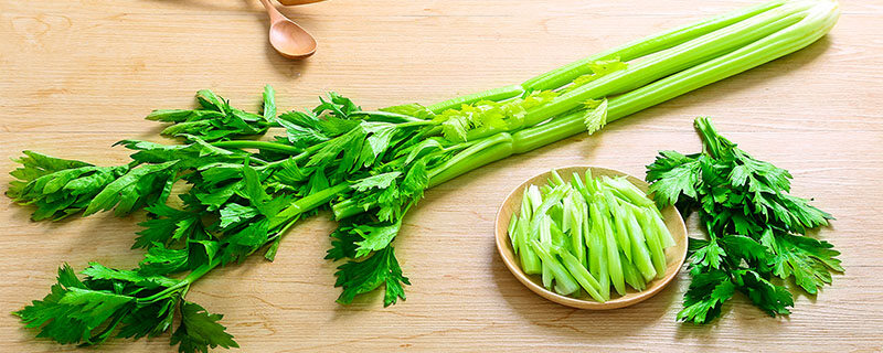 芹菜.jpg 芹菜.jpg