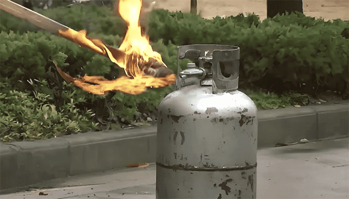 煤气罐起火怎么办